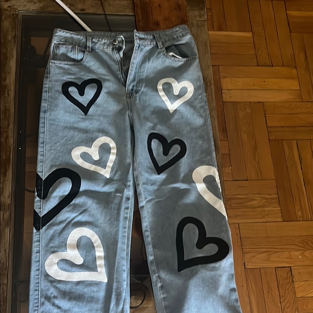 Stylish Heart Patterned Jeans